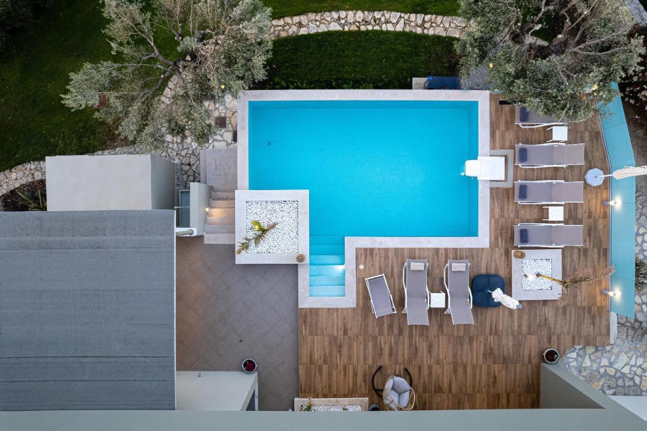 Rizes Villa With Jacuzzi & Heated Pool Agia Triada Экстерьер фото
